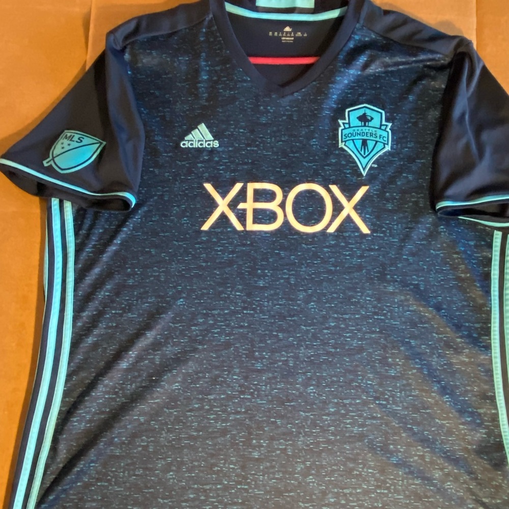 Adidas Seattle Sounders XBox Kit